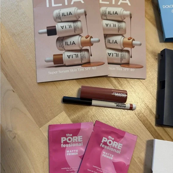 20 Piece Luxury Makeup Perfume Beauty Set - Picture 2 of 4